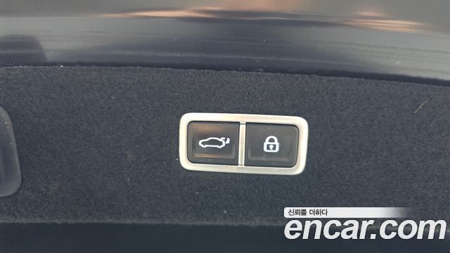 Genesis G90 (RS4) Gasoline 3.5 Turbo AWD 2022 — фото 16