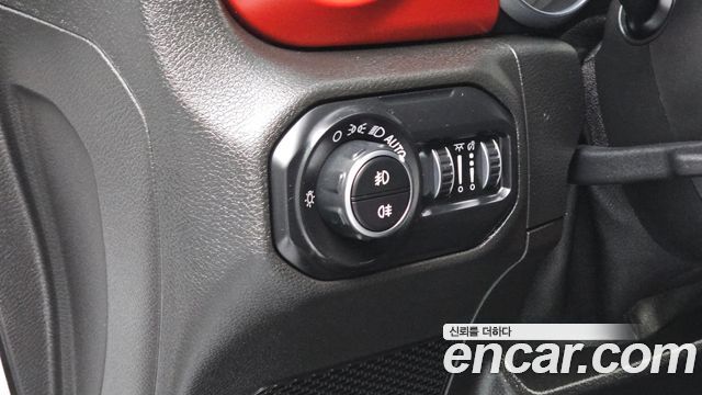 Jeep Wrangler (JL) 2.0 Rubicon High 4Door 2018 — фото 14