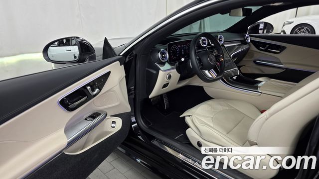 Mercedes-Benz CLE-Class (C236) CLE200 Coupe 2024 — фото 10