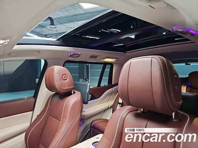 Mercedes-Benz GLS-Class (X167) Maybach GLS600 4MATIC 2023 — фото 19