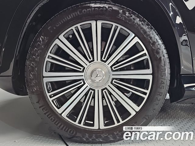 Mercedes-Benz GLS-Class (X167) Maybach GLS600 4MATIC 2023 — фото 24