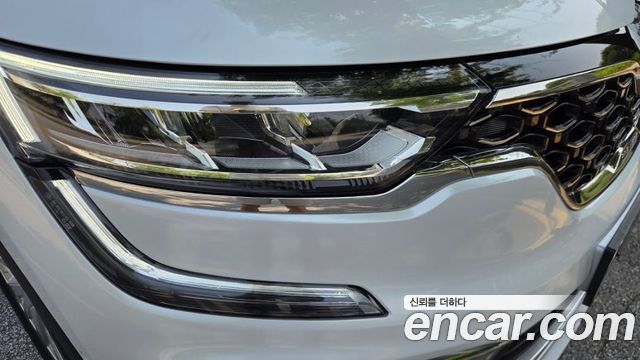 Renault Korea QM6 2.0 LPe Premiere 2WD 2021 — фото 19