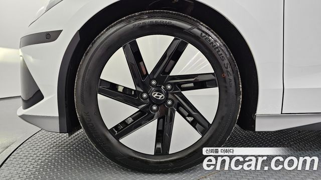 Hyundai Ioniq 6 Long Range AWD Prestige 2023 — фото 5