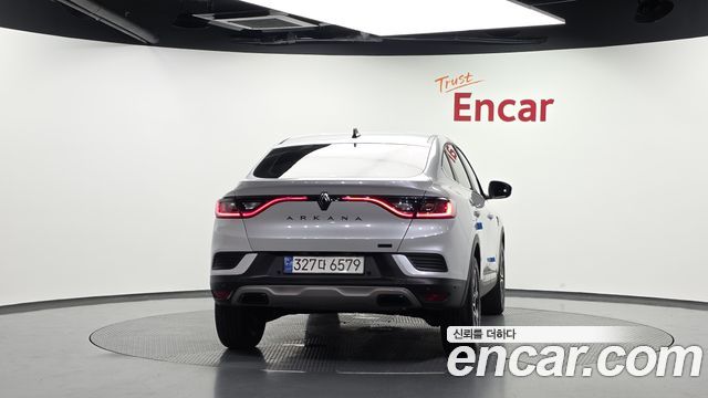 Renault Korea Arkana 1.6 E-TECH Iconic 2025 — фото 4