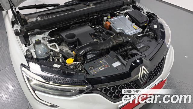 Renault Korea Arkana 1.6 E-TECH Iconic 2025 — фото 6