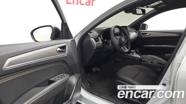 Renault Korea Arkana 1.6 E-TECH Iconic 2025 — фото 10