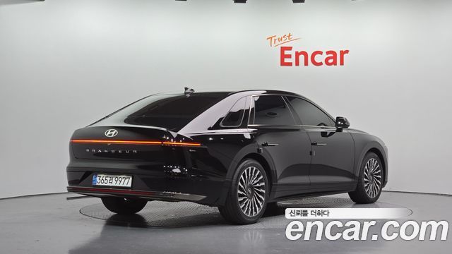 Hyundai Grandeur Hybrid (GN7) Calligraphy 2023 — фото 2