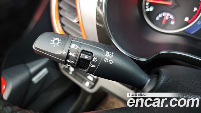 Kia Seltos Gasoline 1.6 Turbo 2WD Noblesse 2020 — фото 18
