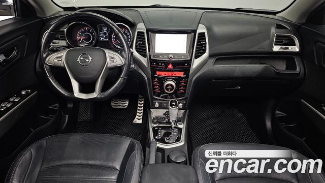 KG Mobility (SsangYong) Tivoli LX 2WD HI-DLX 2015 — фото 7