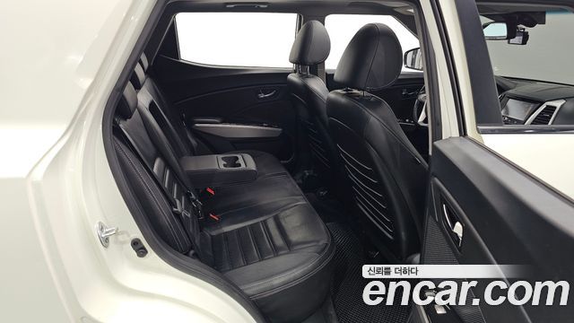 KG Mobility (SsangYong) Tivoli LX 2WD HI-DLX 2015 — фото 11