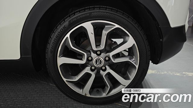 KG Mobility (SsangYong) Tivoli LX 2WD HI-DLX 2015 — фото 21