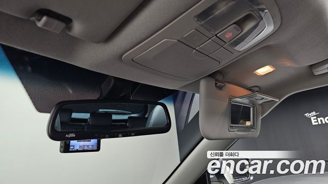 KG Mobility (SsangYong) Tivoli LX 2WD HI-DLX 2015 — фото 31