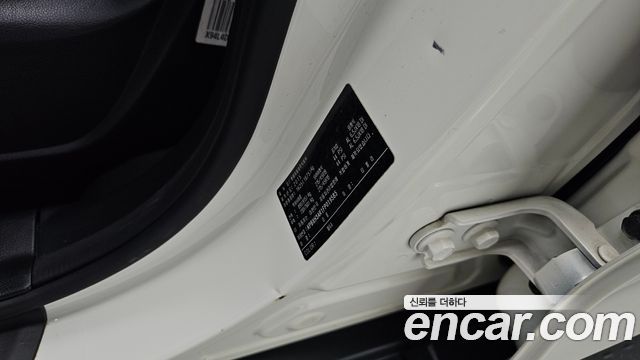 KG Mobility (SsangYong) Tivoli LX 2WD HI-DLX 2015 — фото 34
