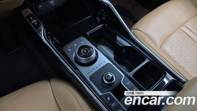 Kia Sorento (IV) HEV 1.6 2WD Noblesse 2023 — фото 9