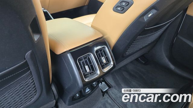 Kia Sorento (IV) HEV 1.6 2WD Noblesse 2023 — фото 31