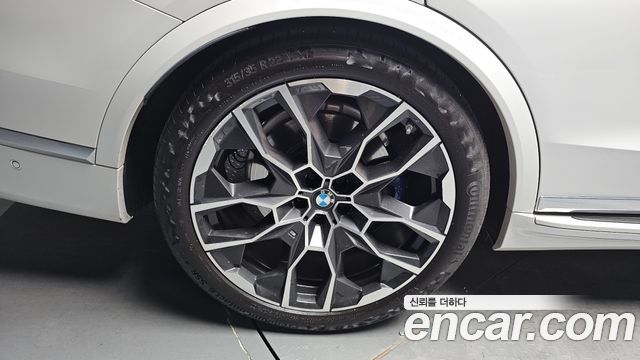 BMW X7 (G07) xDrive 40i M Sport 6STR 2024 — фото 5
