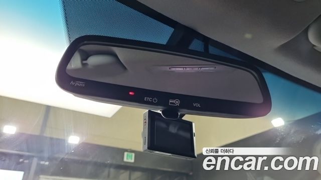Hyundai Grand Starex 4WD Wagon 12-Seater Smart 2021 — фото 15