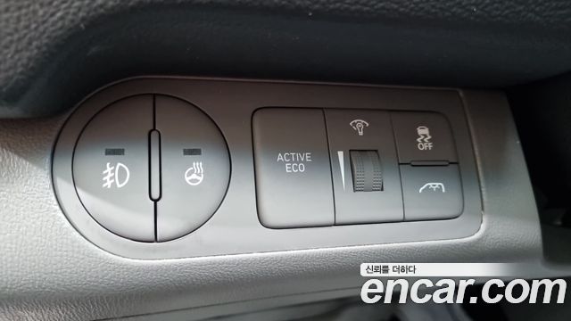 Hyundai Grand Starex 4WD Wagon 12-Seater Smart 2021 — фото 17