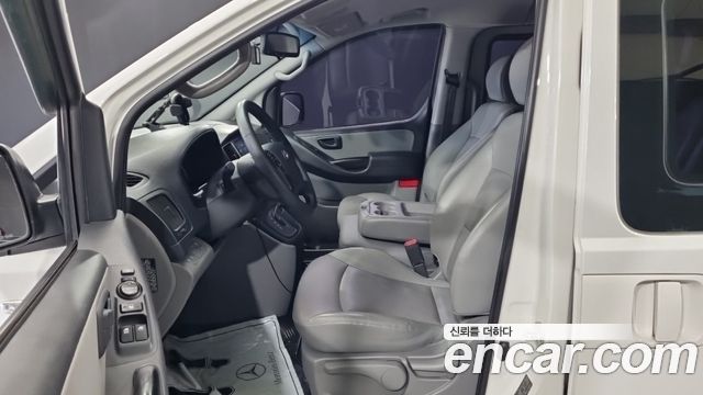 Hyundai Grand Starex 4WD Wagon 12-Seater Smart 2021 — фото 19