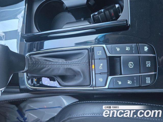 Kia K7 Hybrid Noblesse 2019 — фото 16