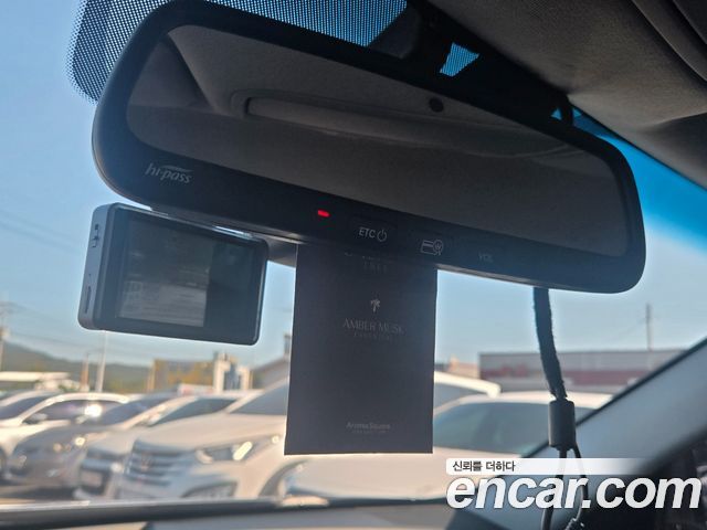 Kia K7 Hybrid Noblesse 2019 — фото 18