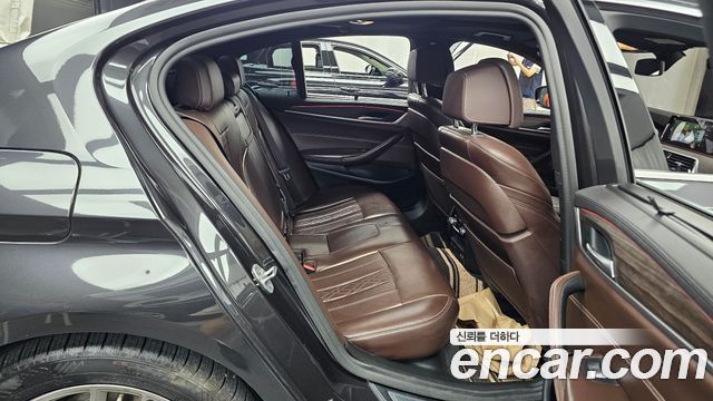 BMW 5 Series (G30) 520d M Sport Package Plus 2020 — фото 11