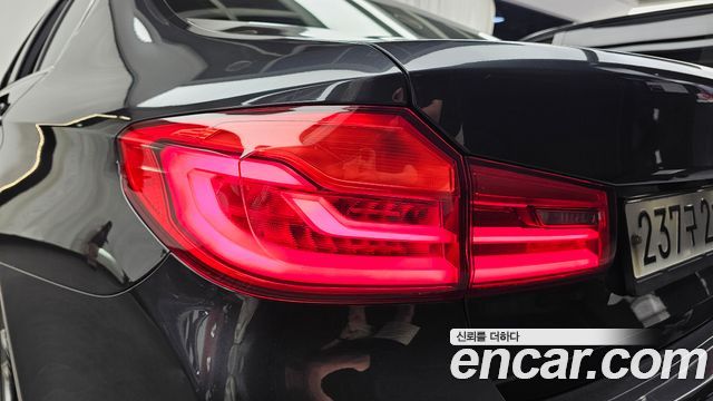 BMW 5 Series (G30) 520d M Sport Package Plus 2020 — фото 23