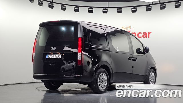 Hyundai Staria Cargo 5-Seater Modern 2025 — фото 2