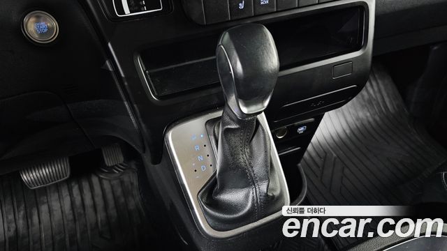 Hyundai Staria Cargo 5-Seater Modern 2025 — фото 9