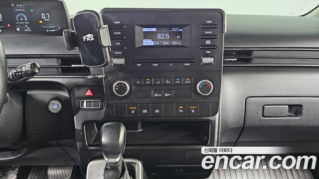 Hyundai Staria Cargo 5-Seater Modern 2025 — фото 17