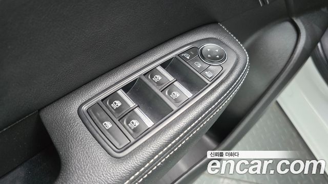 Renault Korea XM3 1.3 TCe RE Signature 2023 — фото 27