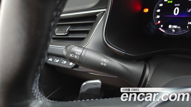 Renault Korea XM3 1.3 TCe RE Signature 2023 — фото 28