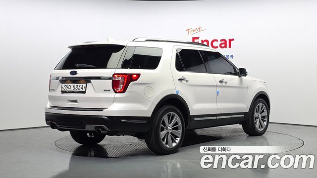 Ford Explorer 2.3 Limited 4WD 5th 2018 — фото 2