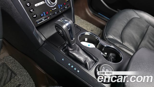 Ford Explorer 2.3 Limited 4WD 5th 2018 — фото 9
