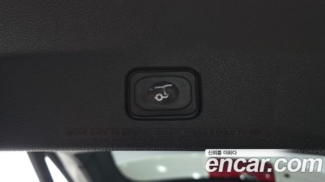 Ford Explorer 2.3 Limited 4WD 5th 2018 — фото 28