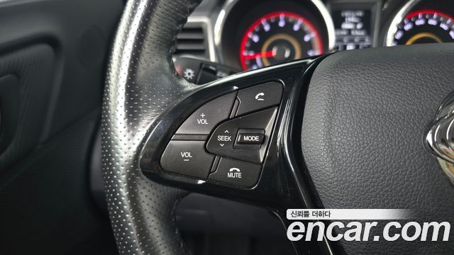 KG Mobility (SsangYong) Tivoli Armor Gear Plus 2WD 2019 — фото 16