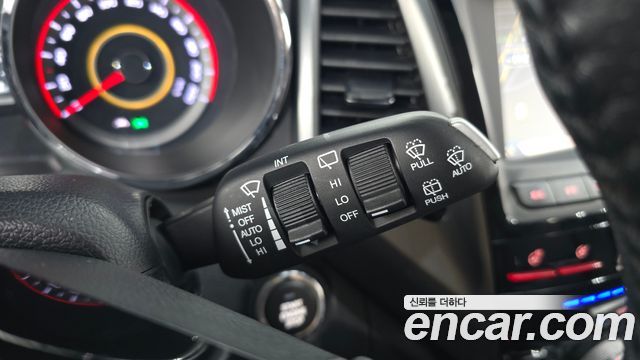 KG Mobility (SsangYong) Tivoli Armor Gear Plus 2WD 2019 — фото 19