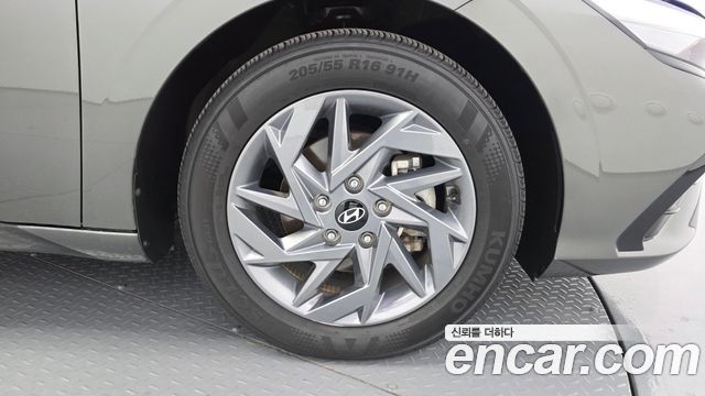 Hyundai Avante (CN7) 1.6 LPi Inspiration 2024 — фото 21