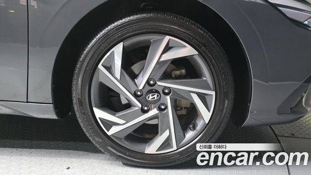 Hyundai Avante (CN7) 1.6 Inspiration 2024 — фото 27