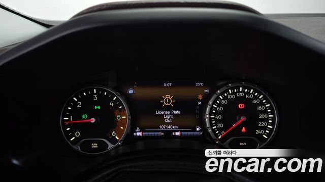 Jeep Renegade 2.0 Diesel Limited AWD 2016 — фото 8