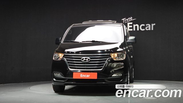 Hyundai Grand Starex Wagon 12-Seater Modern 2020 — фото 3