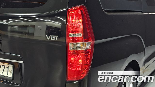 Hyundai Grand Starex Wagon 12-Seater Modern 2020 — фото 23