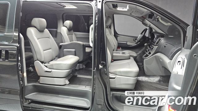 Hyundai Grand Starex Wagon 12-Seater Modern 2020 — фото 26