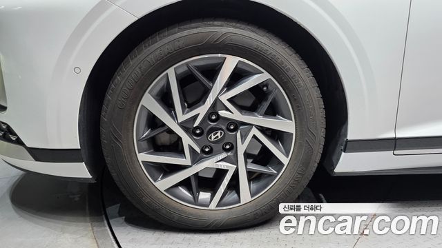 Hyundai Grandeur (GN7) 3.5 LPG 2WD Premium 2023 — фото 5