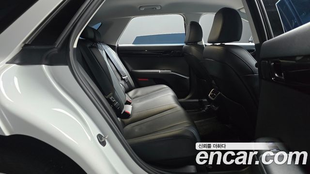 Hyundai Grandeur (GN7) 3.5 LPG 2WD Premium 2023 — фото 11