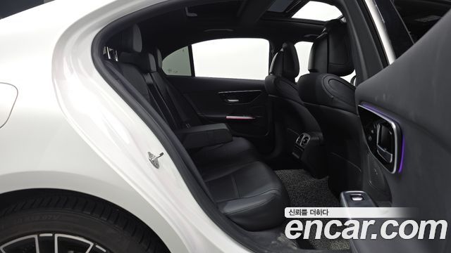 Mercedes-Benz C-Class (W206) C200 Avantgarde 2023 — фото 12