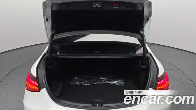 Mercedes-Benz C-Class (W206) C200 Avantgarde 2023 — фото 27