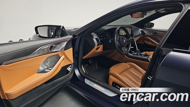 BMW 8 Series (G15) M850i xDrive Gran Coupe 2022 — фото 10