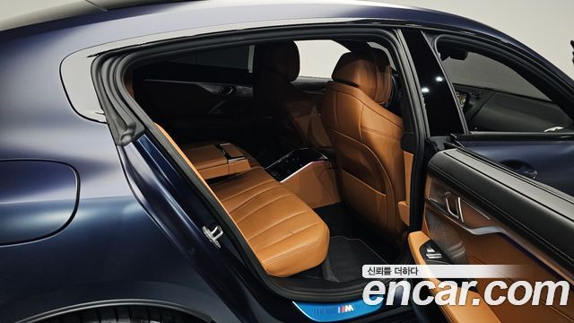 BMW 8 Series (G15) M850i xDrive Gran Coupe 2022 — фото 12