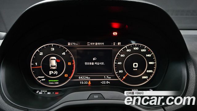 Audi Q2 35 TDI Premium 2020 — фото 8